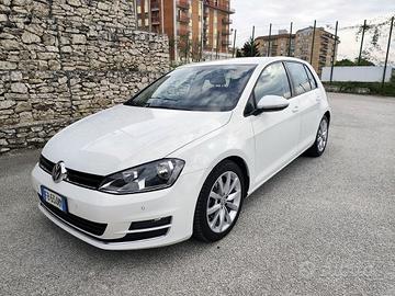 Volkswagen Golf 2.0 TDI 5p. Highline BlueMotion Un