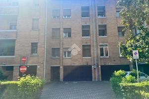 2 LOCALI A FERRARA