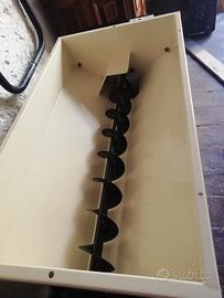 Macina elettrica uva