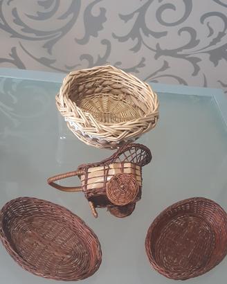 set di minicestini in vimini