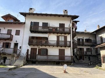 2 LOCALI A SAINT-PIERRE