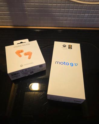 Moto g17 e moto buds nuovi, in imballo originale 