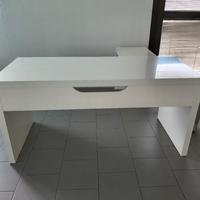 scrivania bianca Ikea 151x65