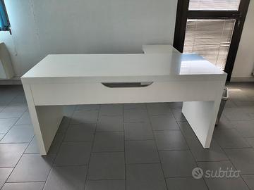 scrivania bianca Ikea 151x65