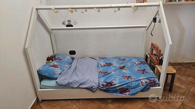 Letto montessoriano bianco