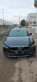 Volvo V90 D4 AWD