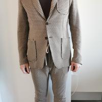 completo da uomo con giacca 