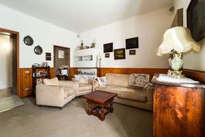 Ampio appartamento in corte a Sesto Calende - loca