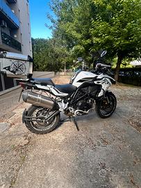 Benelli TRK 502 X.