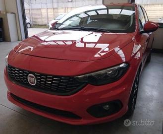 FIAT Tipo 1.3 CDTI 5 porte Mirror