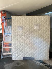 Materasso matrimoniale nuovo