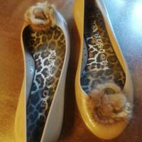 ballerine con pon pon in vera pelliccia 