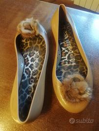 ballerine con pon pon in vera pelliccia 