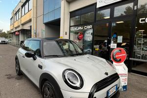 MINI COOPER 1.5 AUTOMATICA 🇬🇧