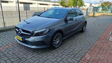 MERCEDES-BENZ A 180 d Sport