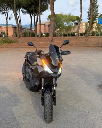 Xadv 750 2025