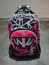Trolley Seven