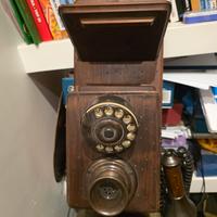 telefono da parete vintage in legno