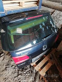 Portellone posteriore passat avant anno 2012