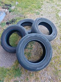 4 gomme 235/65/17