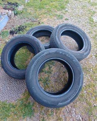 4 gomme 235/65/17