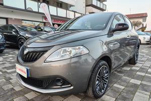 LANCIA Ypsilon 1.0 70cv 5 porte Hybrid ORO