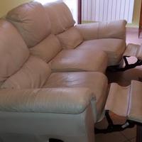 divano,  valido usato vera pelle 3posti ,2relax 