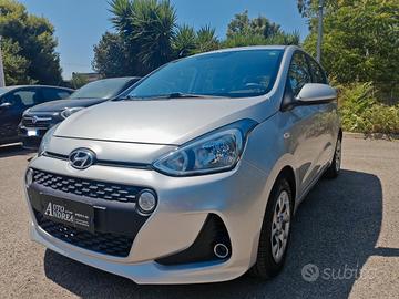 Hyundai i10 1.0 Benzina full optional 2019