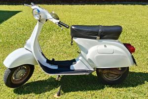 Vespa Piaggio primavera 125 et3 1982