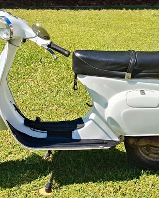 Vespa Piaggio primavera 125 et3 1982