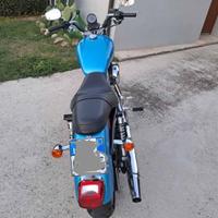 Moto harley davidson 883xl low