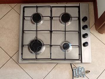 Piano cottura 4 fuochi gas