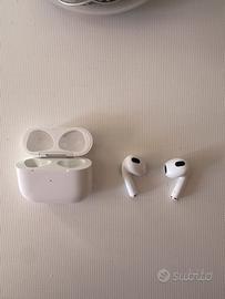 Apple AirPods 2
