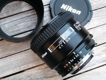 Nikon AF Nikkor 85mm 1.8
