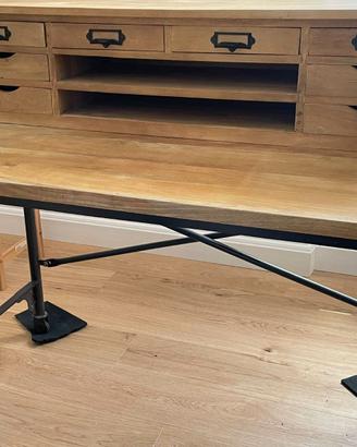Scrivania in legno e ferro