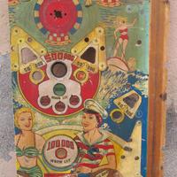 Antico piano di flipper anni ’40.