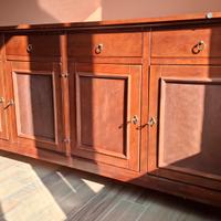 credenza con 4 ante e 4 cassetti