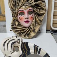 Maschere veneziane in cartapesta