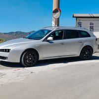 Alfa 159 1.9 Jtdm 16 v .