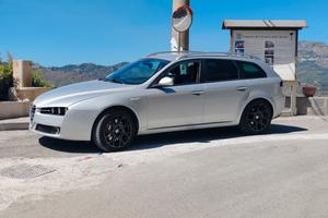 Alfa 159 1.9 Jtdm 16 v .
