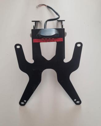 Porta targa Lightech per Yamaha fz8 fazer8