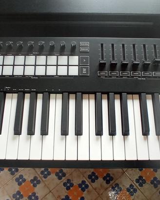 Controller Novation Launchkey 88