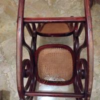 sedia a dondolo bambina