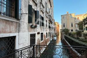 3 unità di pregio in centro storico