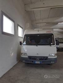 Camper Mercedes Arca