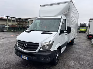 Mercedes Benz