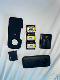 Insta 360 one x, 4 batterie, carica batt, coover