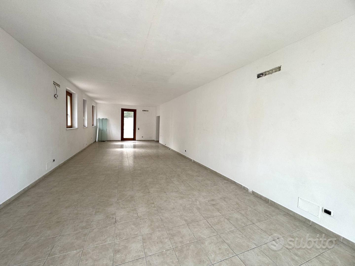 Locale commerciale artigianale uffici - Alt... - Vista 2