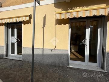 NEGOZIO A COGORNO