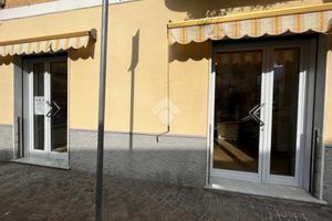 NEGOZIO A COGORNO